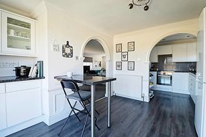 Kitchen- click for photo gallery